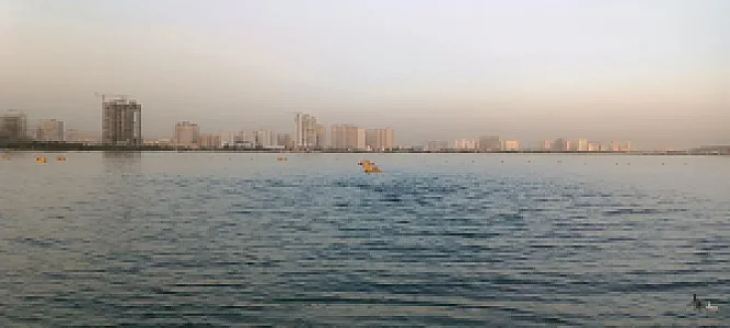 جزیره دریاچه چیتگر