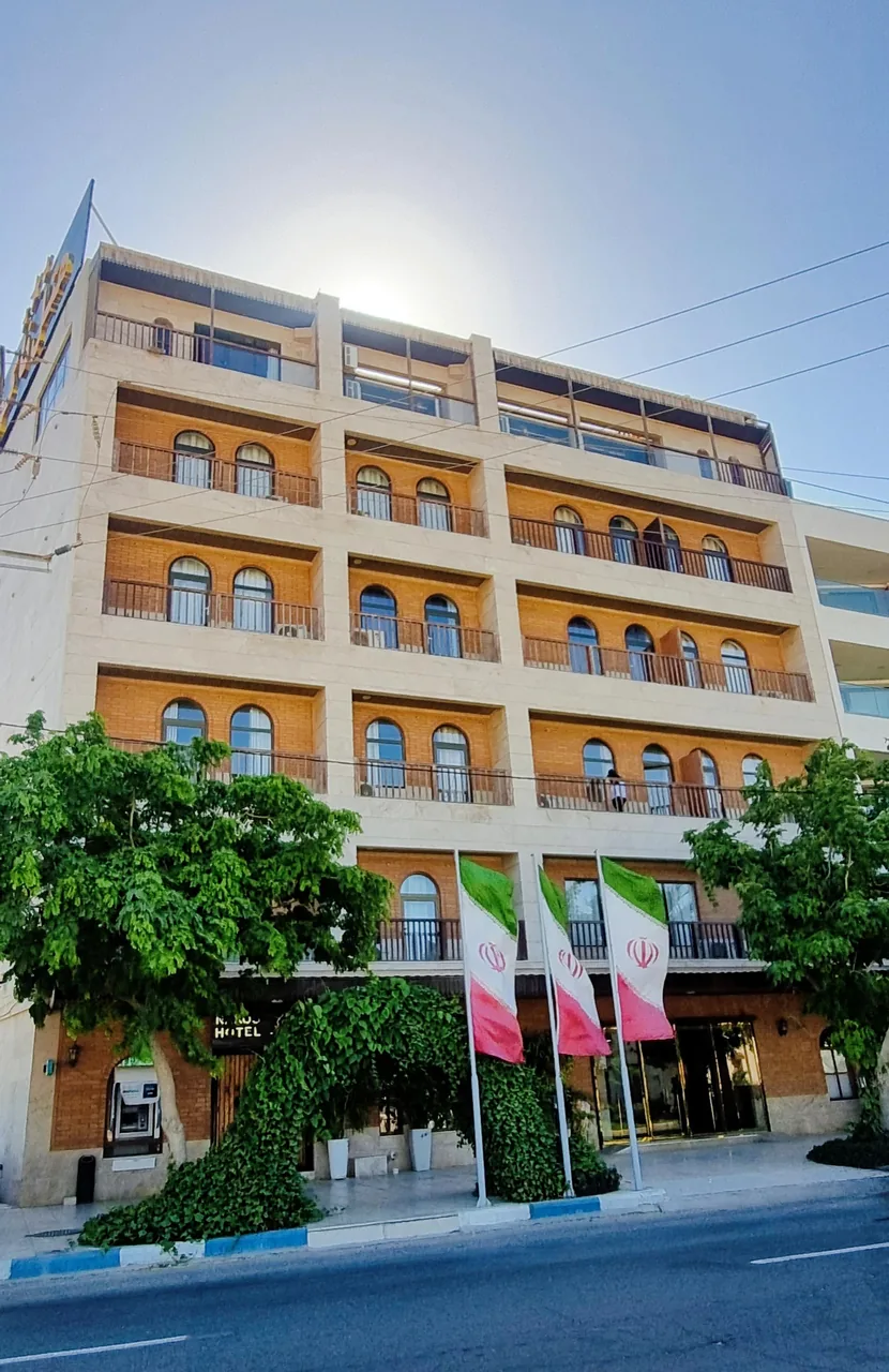 هتل ناکو
