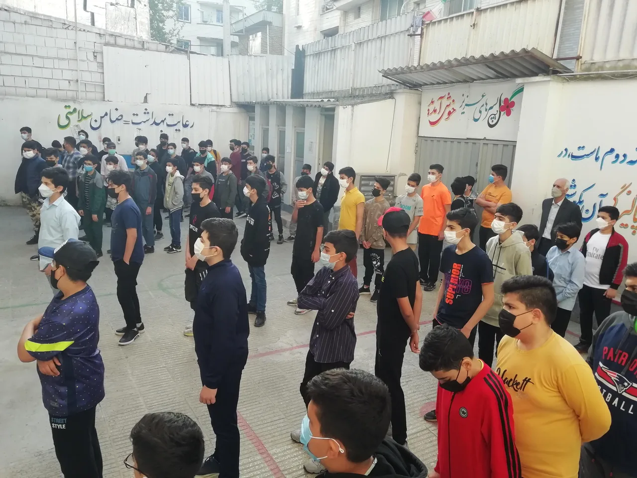 دبیرستان غیردولتی دوره اول پسرانه فارابی - تصویر 3