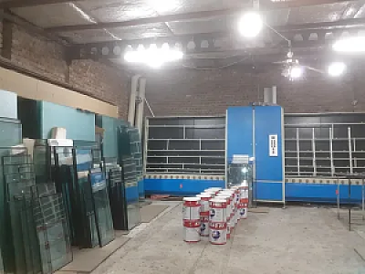 صنایع شیشه محمودزاده