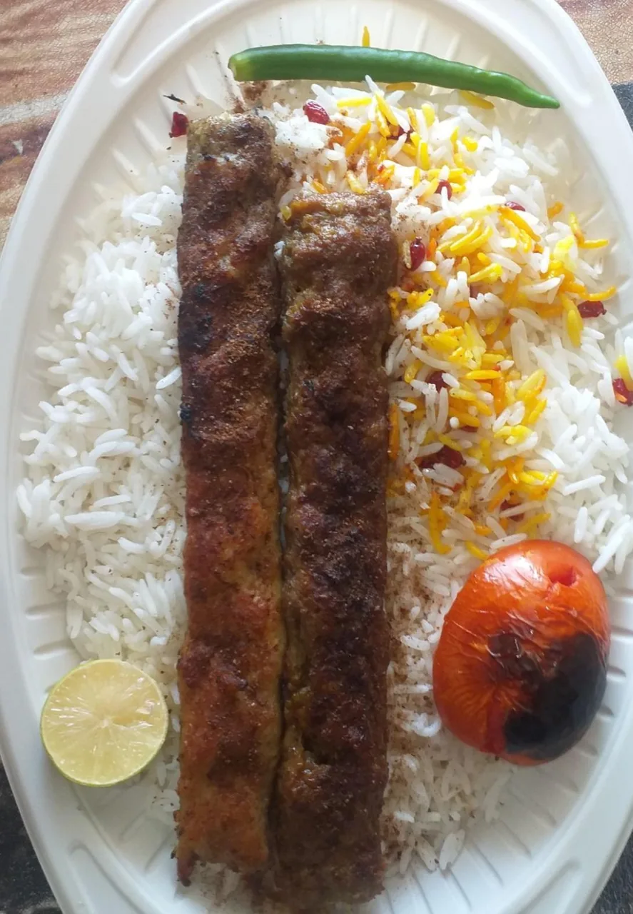 بیرون بر میخوش - تصویر 4