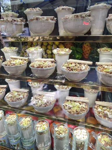 بستنی سنتی آیدین اصل