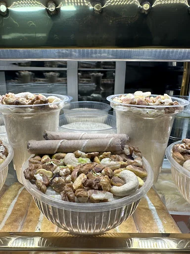 بستنی سنتی آیدین اصل - تصویر 2