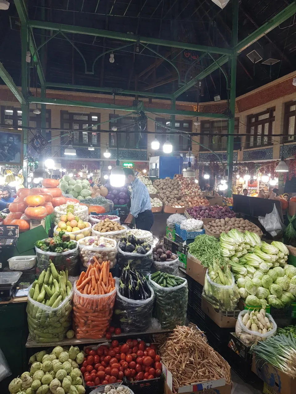 بازار تجریش - تصویر 2