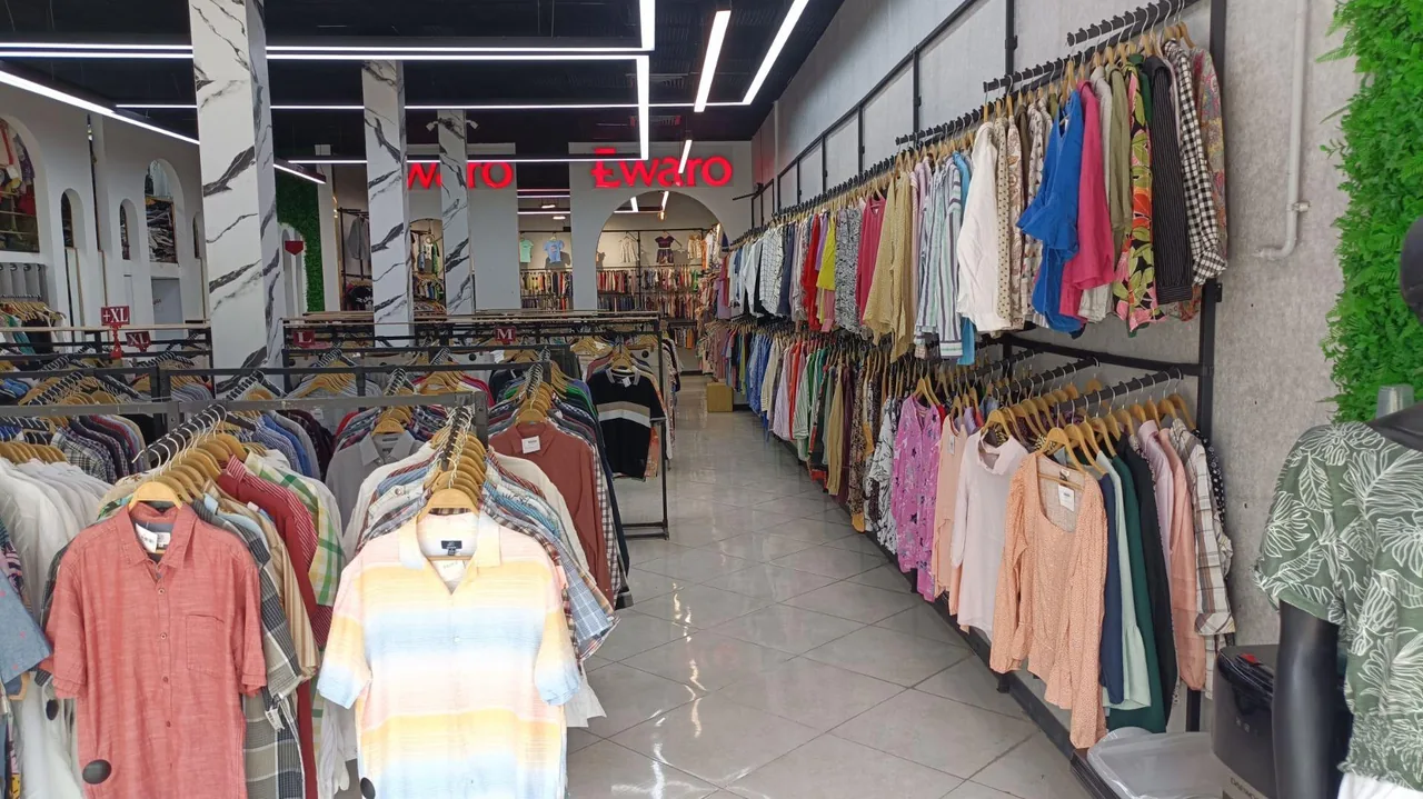 فروشگاه پوشاک اتلت ایوارو