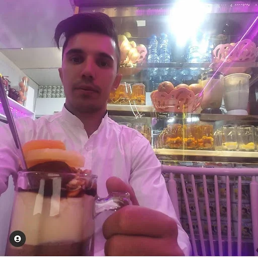 آبمیوه و معجون سرای آراز - تصویر 7