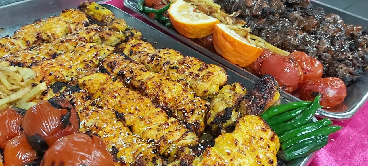 بیرون بر اکباتان - تصویر 3
