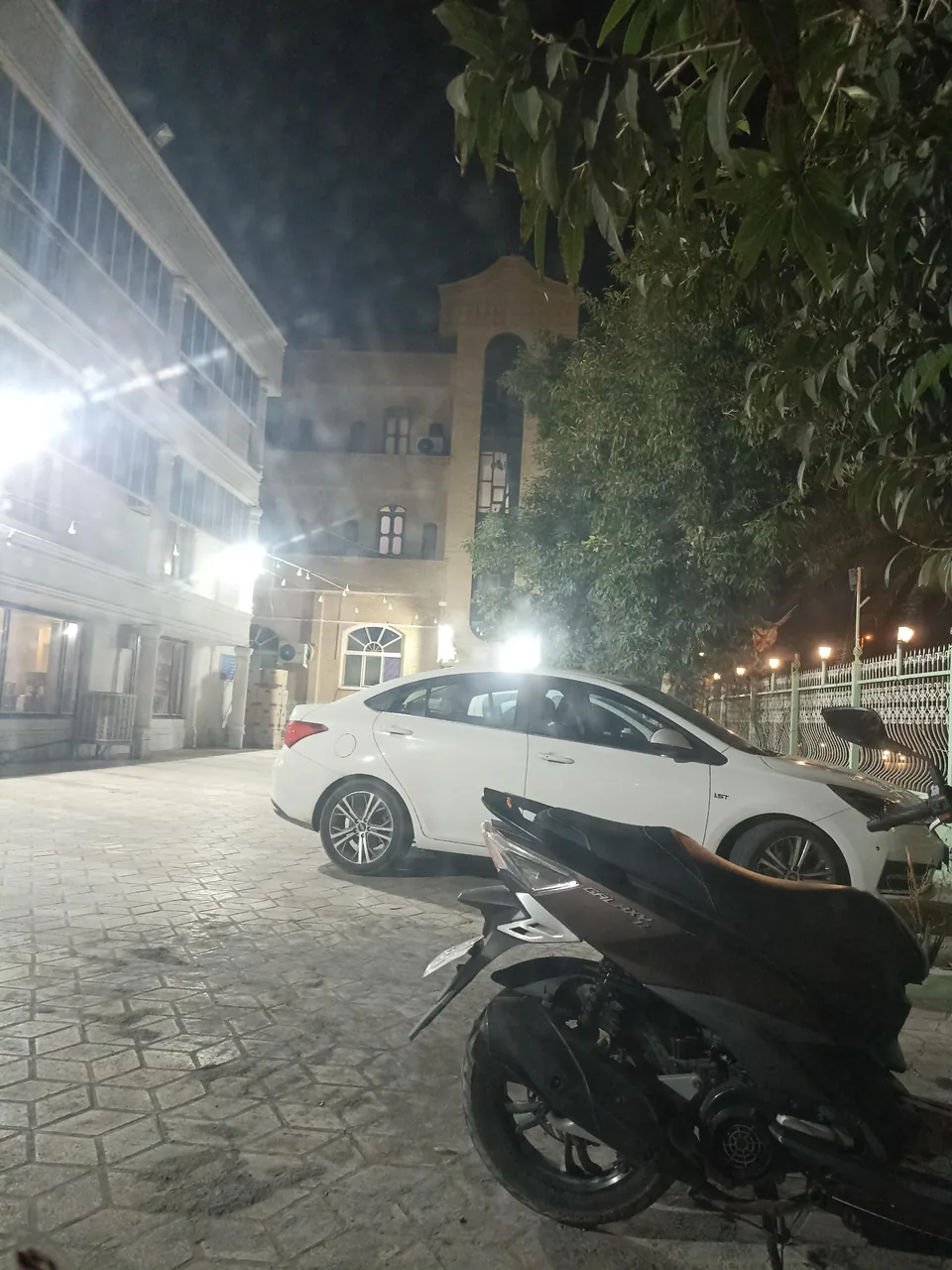 رستوران خانه معلم