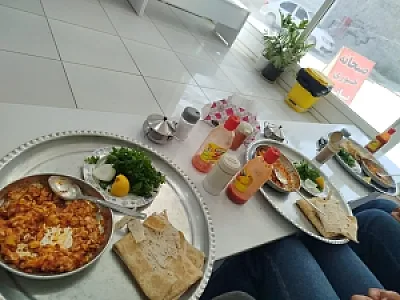 صبحانه خوری بانو