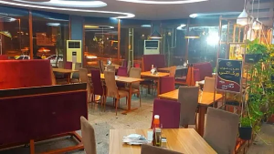 رستوران ساحلی بوشهر
