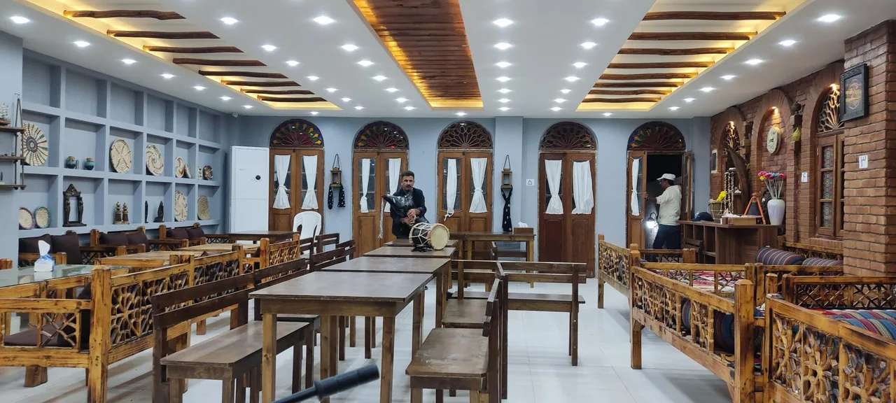 سفره خانه عمارت شهر (بیژن۲) - تصویر 2