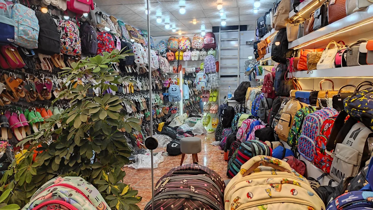 فروشگاه کفش و صندل اسدی - تصویر 3