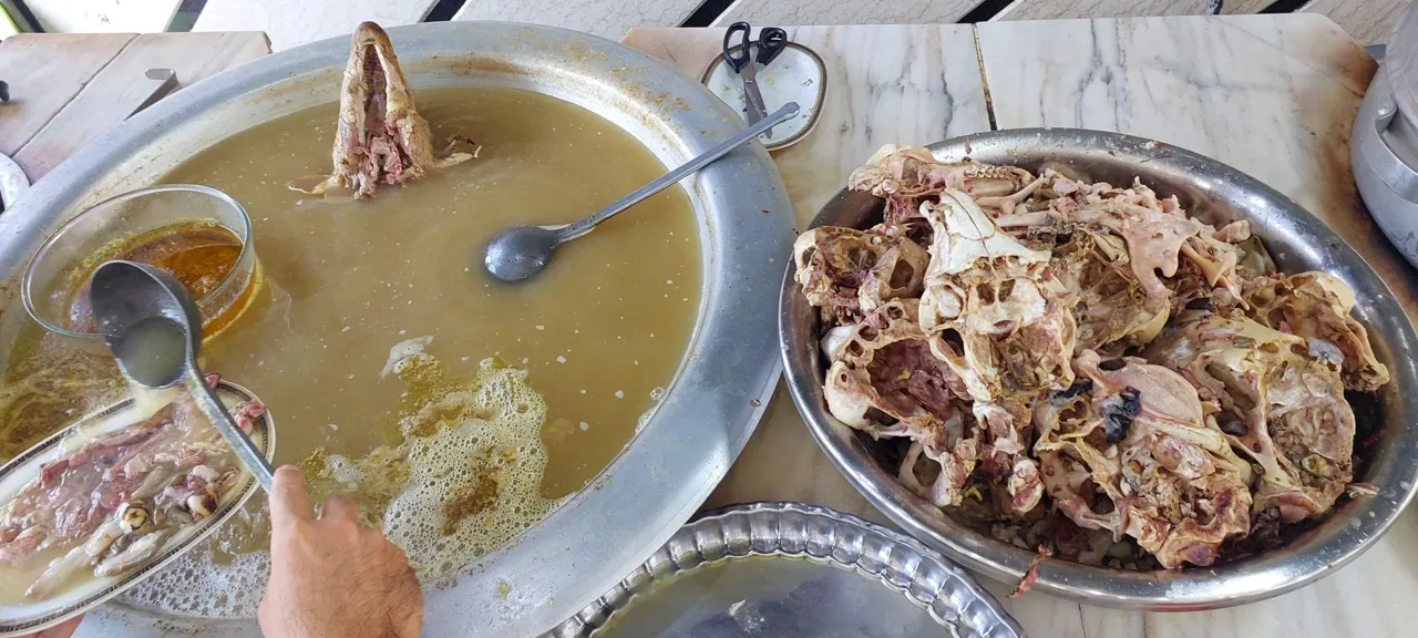 طباخی بره سفید - تصویر 5