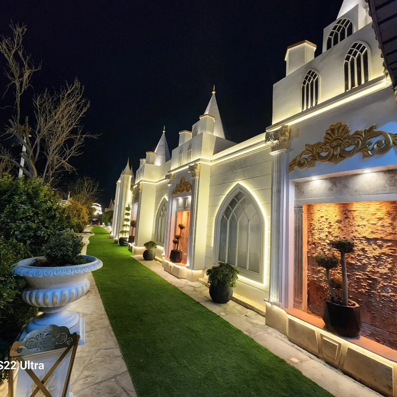 باغ عمارت یوتاب - تصویر 3