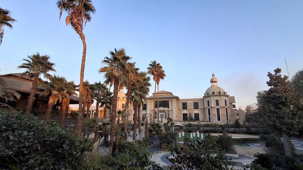 عمارت فاخر - تصویر 4