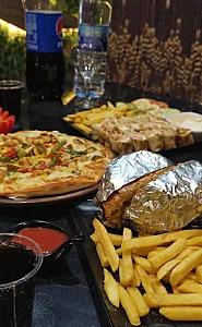 خانه پیتزا