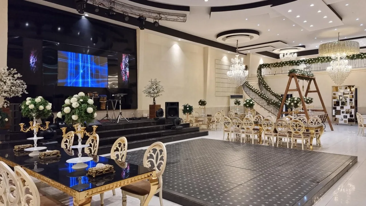باغ تالار عمارت کاخ - تصویر 3