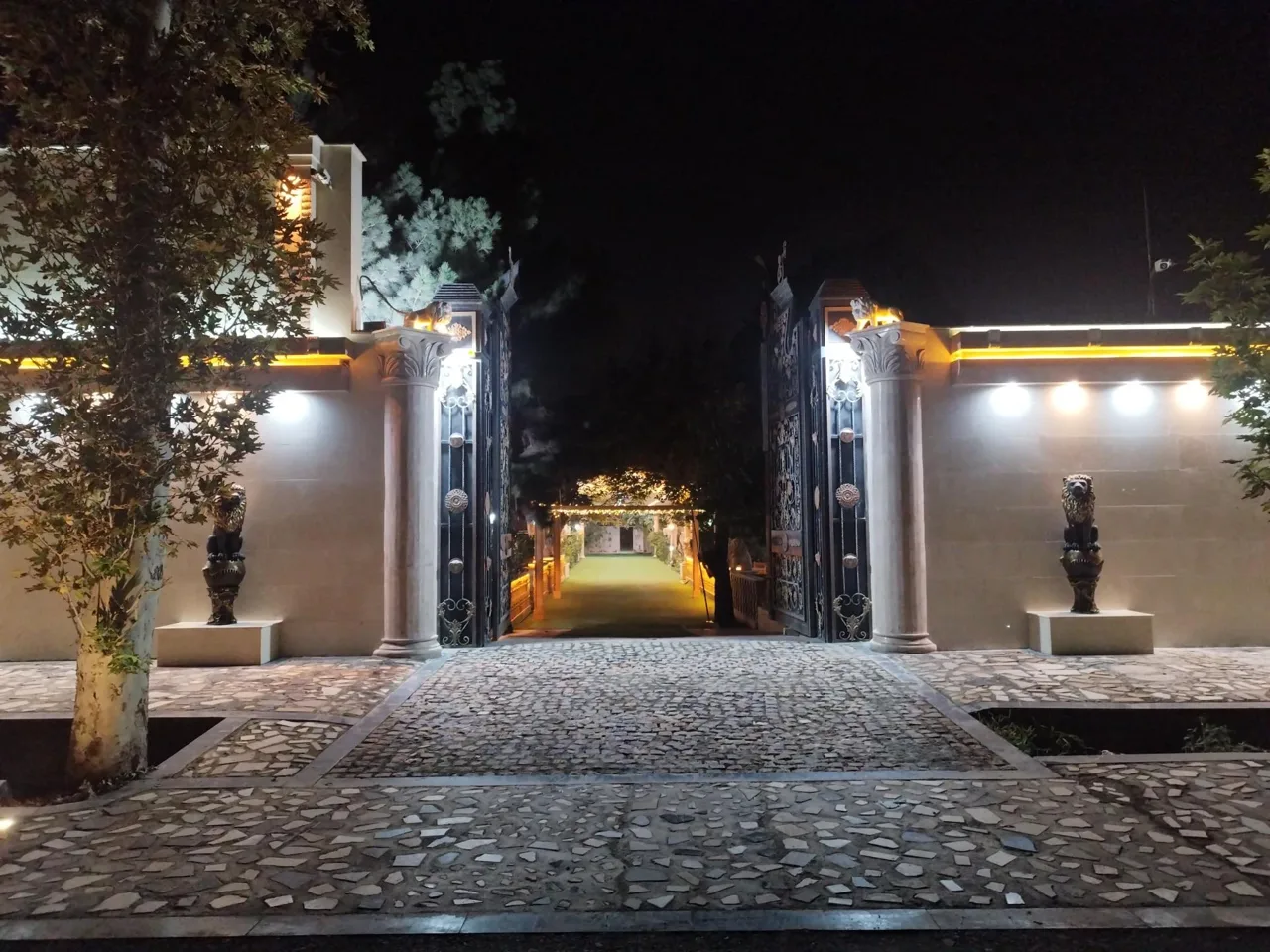 عمارت سنگی کوروش - تصویر 5