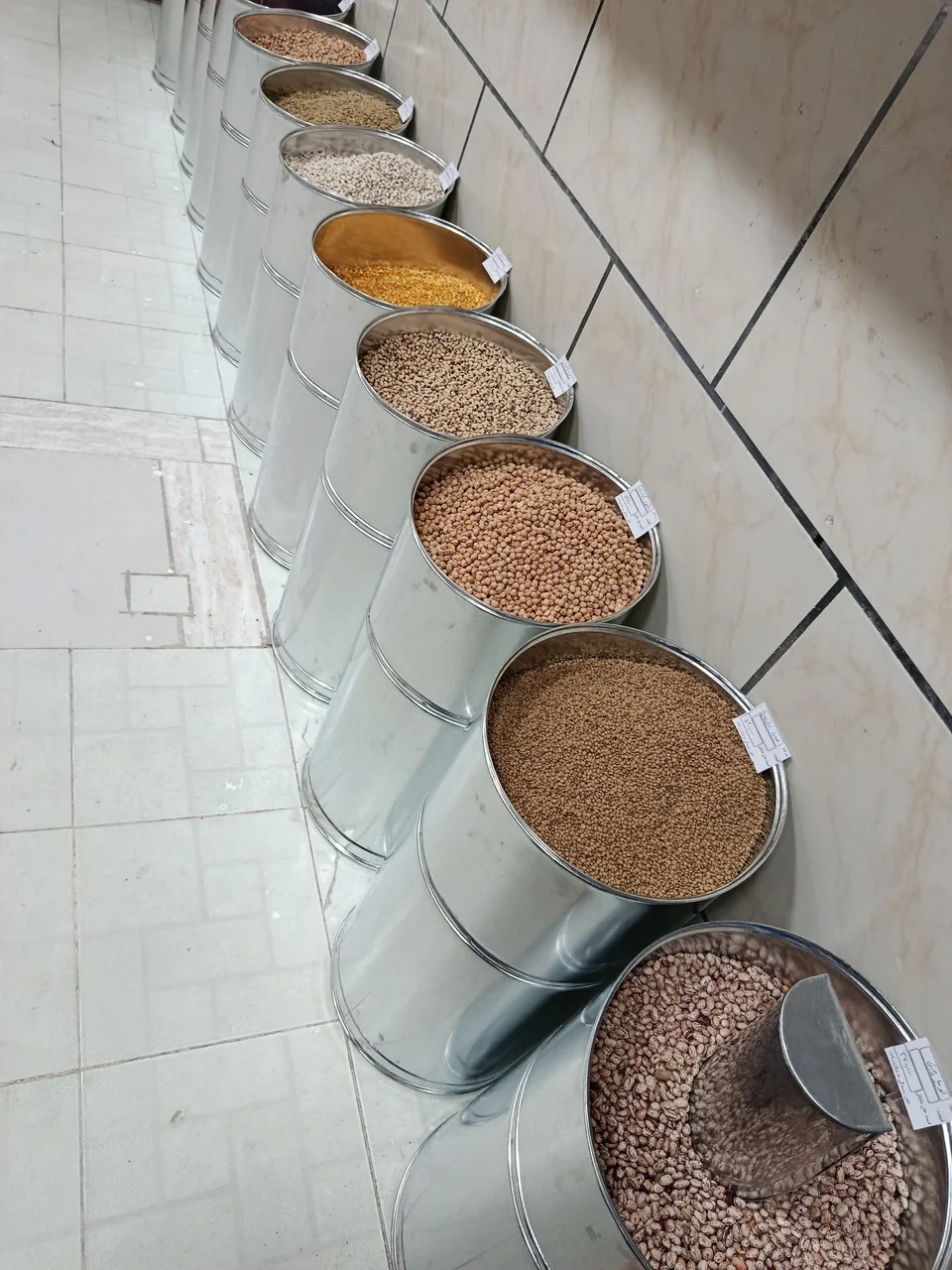 فروشگاه خشکبار و حبوبات خان داداش - تصویر 4