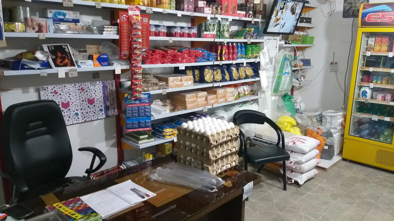 ارزانسرای مواد غذائی چشمه عسل - تصویر 2