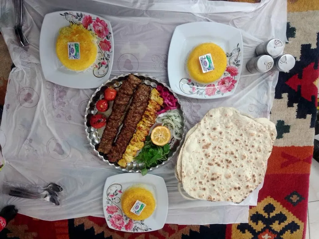 کبابی عباس بناب - تصویر 2