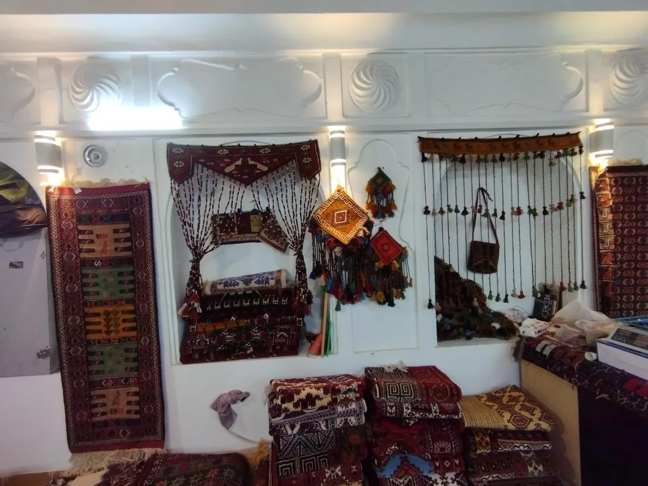 فرش دستباف قالین (مه بافت) - تصویر 3