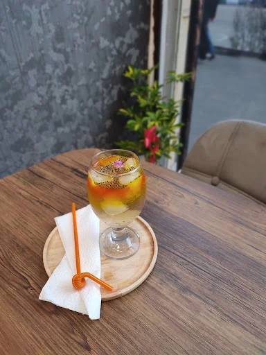 کافه رستوران لتو