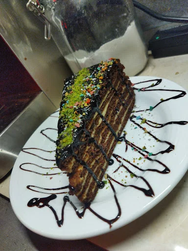 کافه رستوران لتو