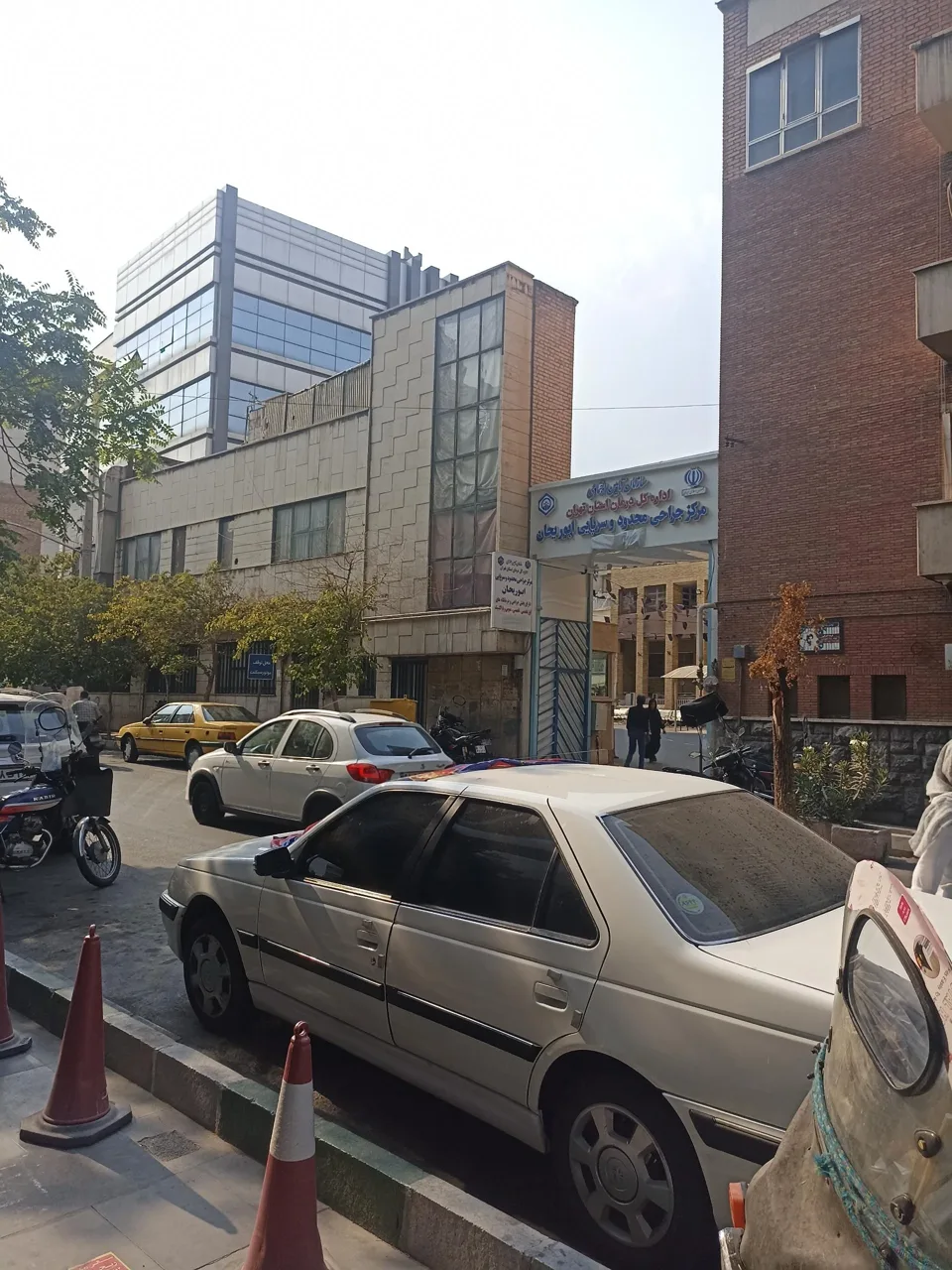 کلینیک تخصصی و فوق تخصصی ابوریحان - تصویر 4