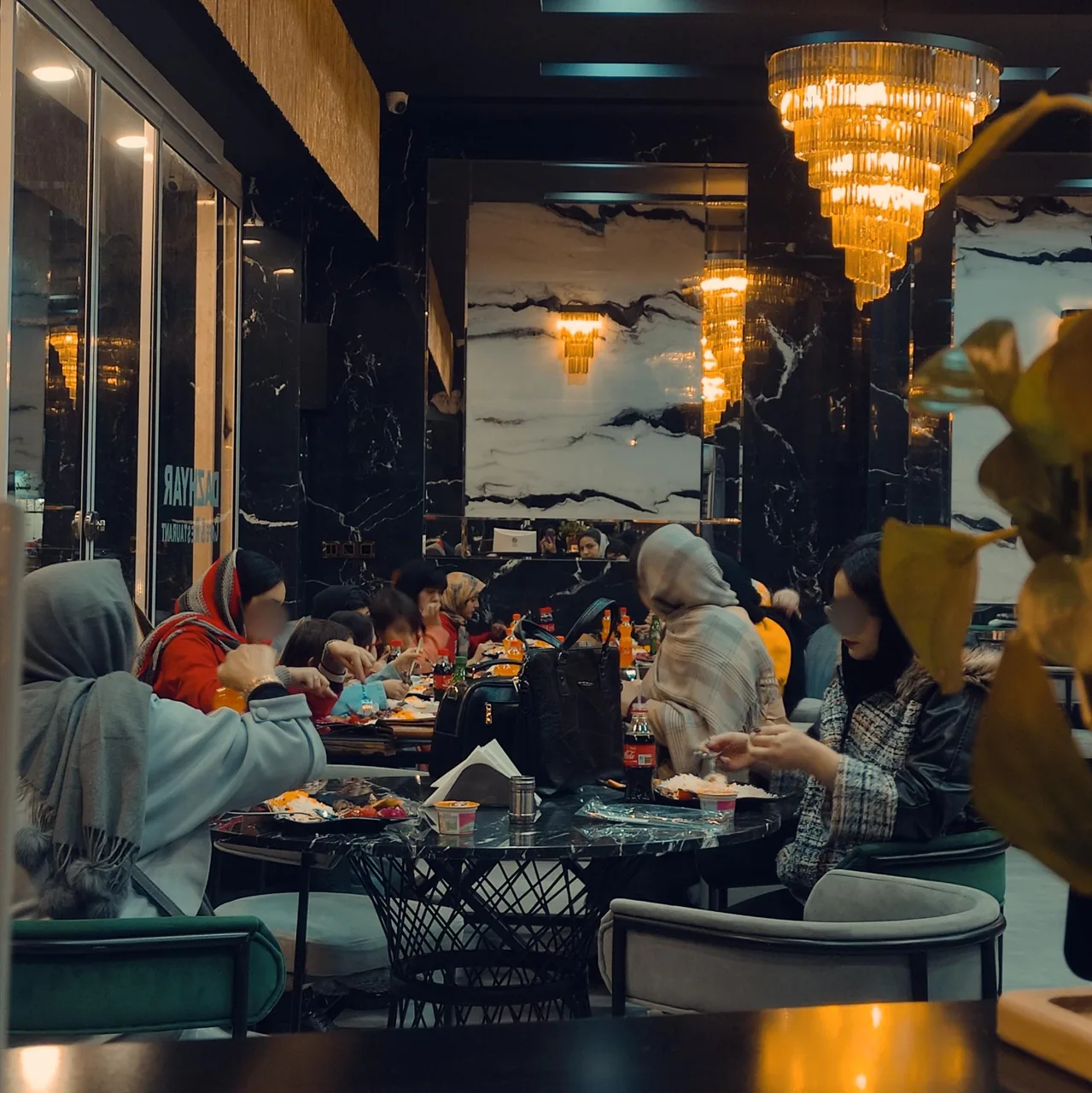 رستوران ایرانی داژیار - تصویر 3