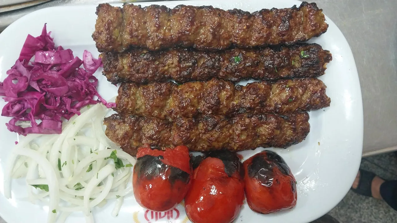 رستوران نیاوران 2 - تصویر 4