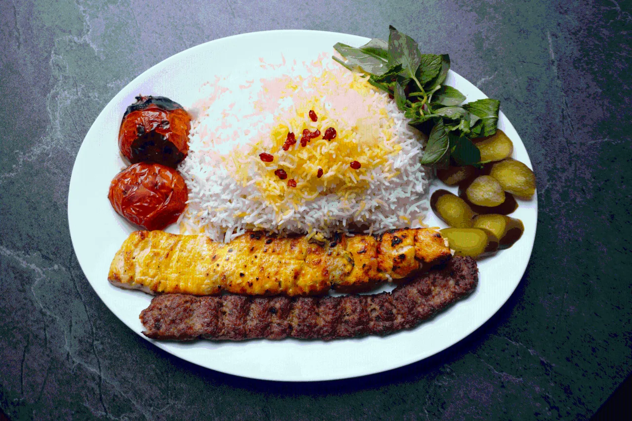 سفره خانه سنتی بابا طاهر - تصویر 5