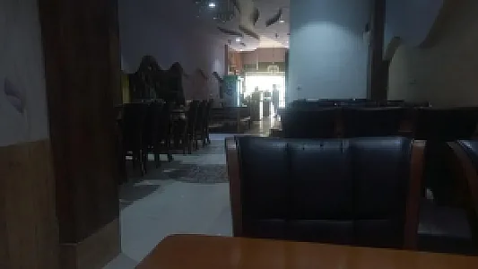رستوران قائم