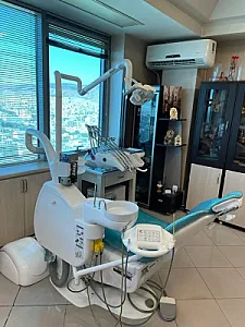 مطب دکتر حبیب وکیلی جراح دندانپزشک