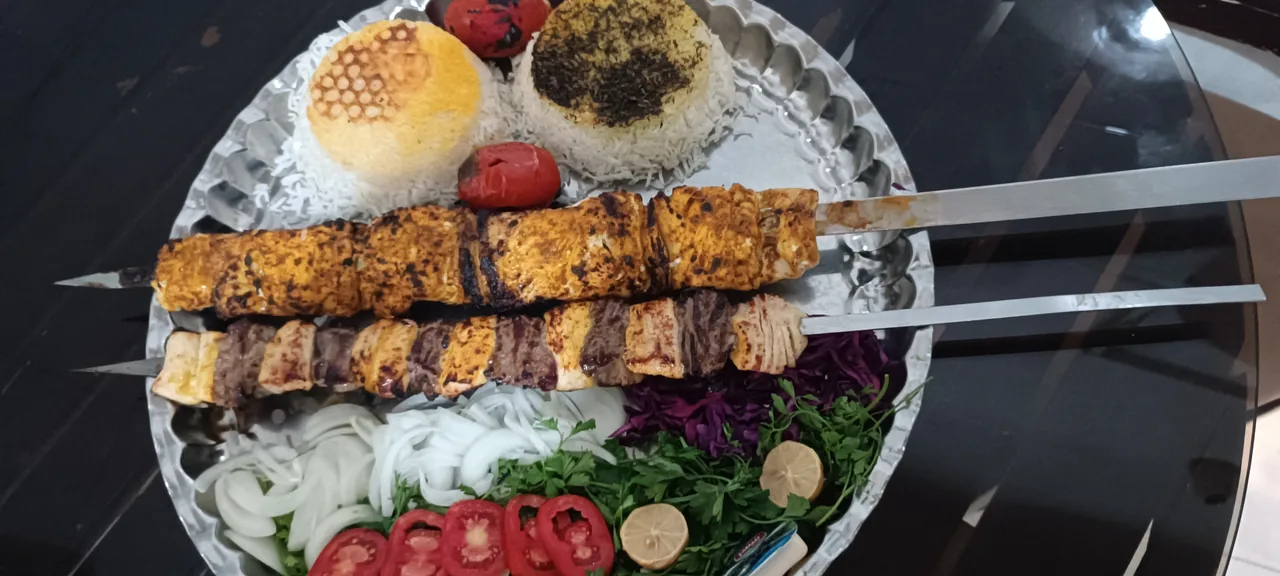 رستوران سنتی خان - تصویر 2