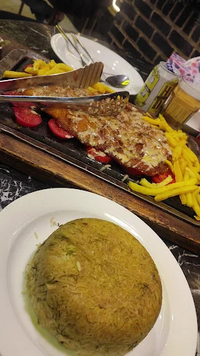 رستوران ماهی خوب