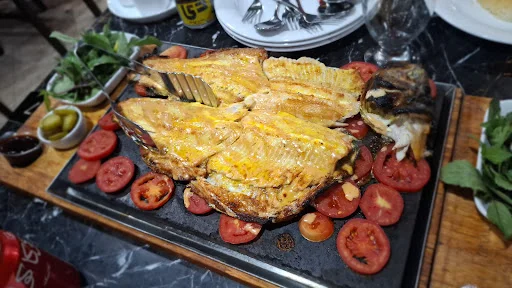 رستوران ماهی خوب