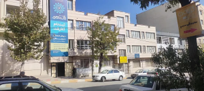 مدرسه مشاهیر