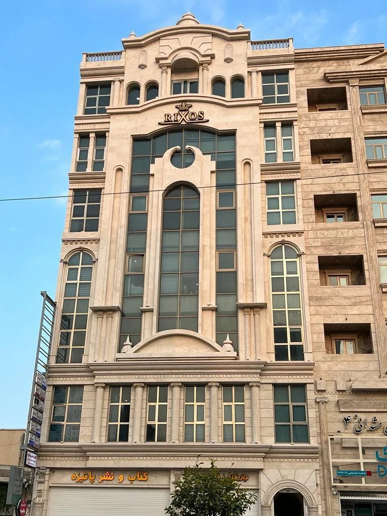 مطب دندانپزشکی و ارتودنسی دکتر امین فرجود