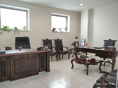 شرکت خدماتی و پرستاری آراد