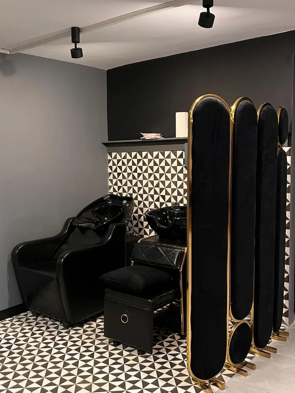 سالن آرایشگاه مردانه M-LOUNGE - تصویر 2