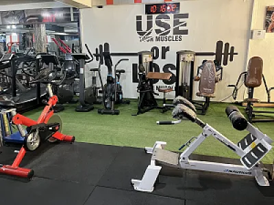 آکادمی ورزشی زمانی