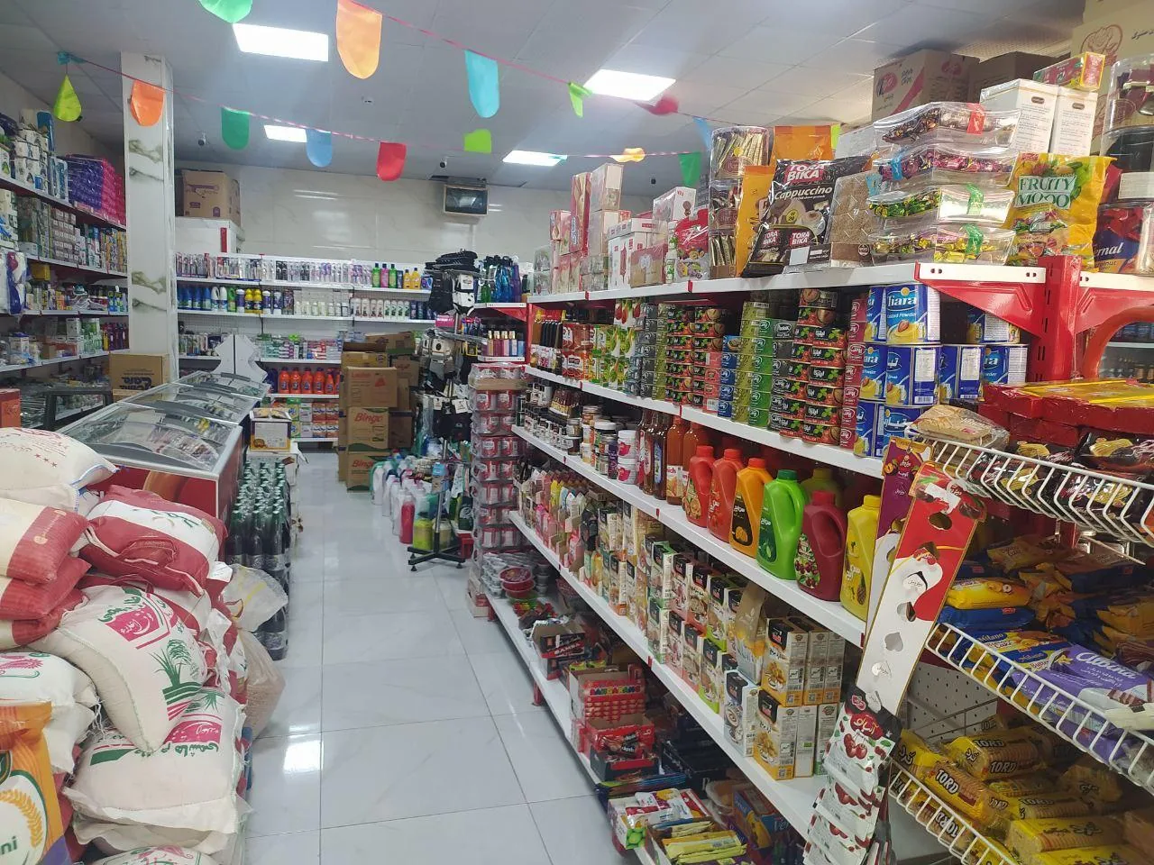 سوپرمارکت همواره تخفیف رامان - تصویر 2