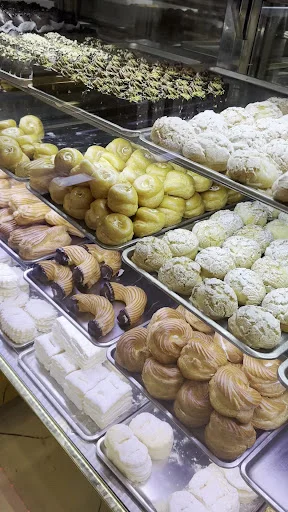 قنادی کریمی