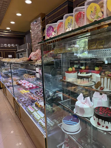 قنادی کریمی