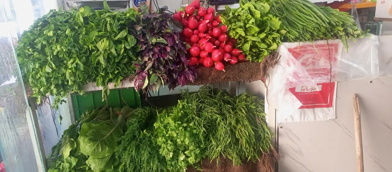 سوپرمارکت و میوه و سبزی رادمان - تصویر 5