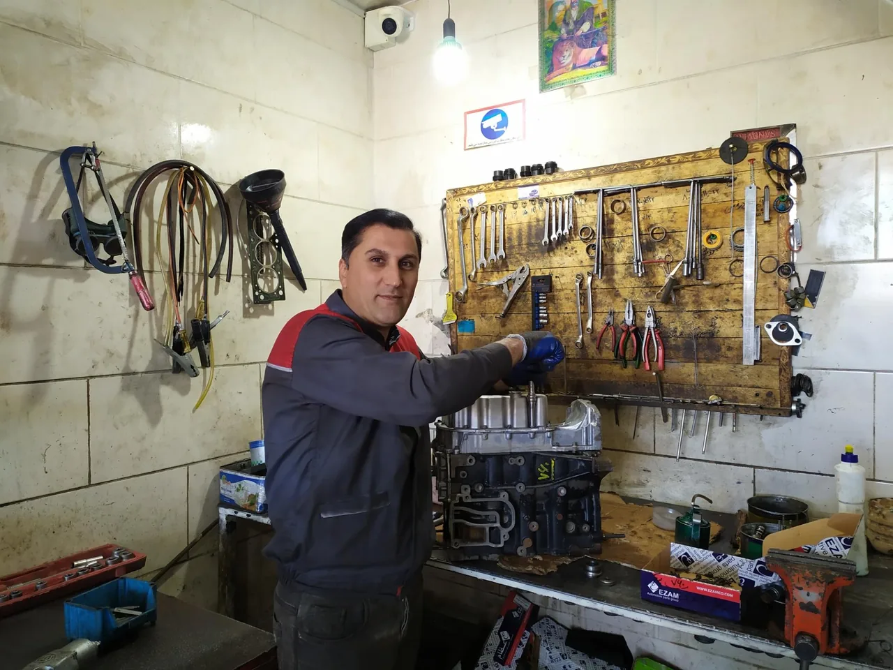 تعمیرگاه خودرو مرتضی طاهری