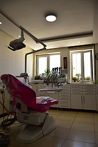 مطب دندانپزشکی دکتر باقری