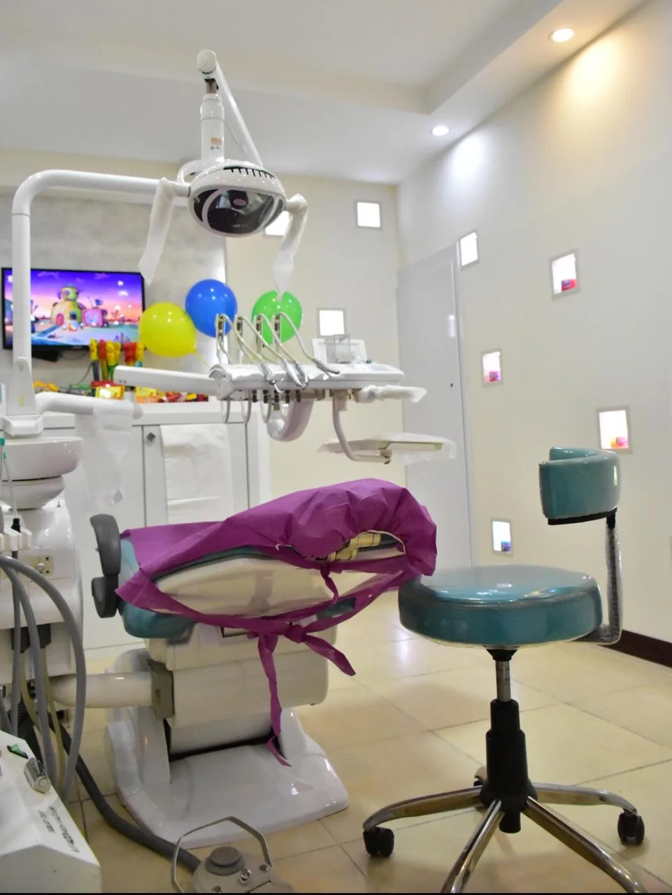 مطب دندانپزشکی دکتر باقری - تصویر 5