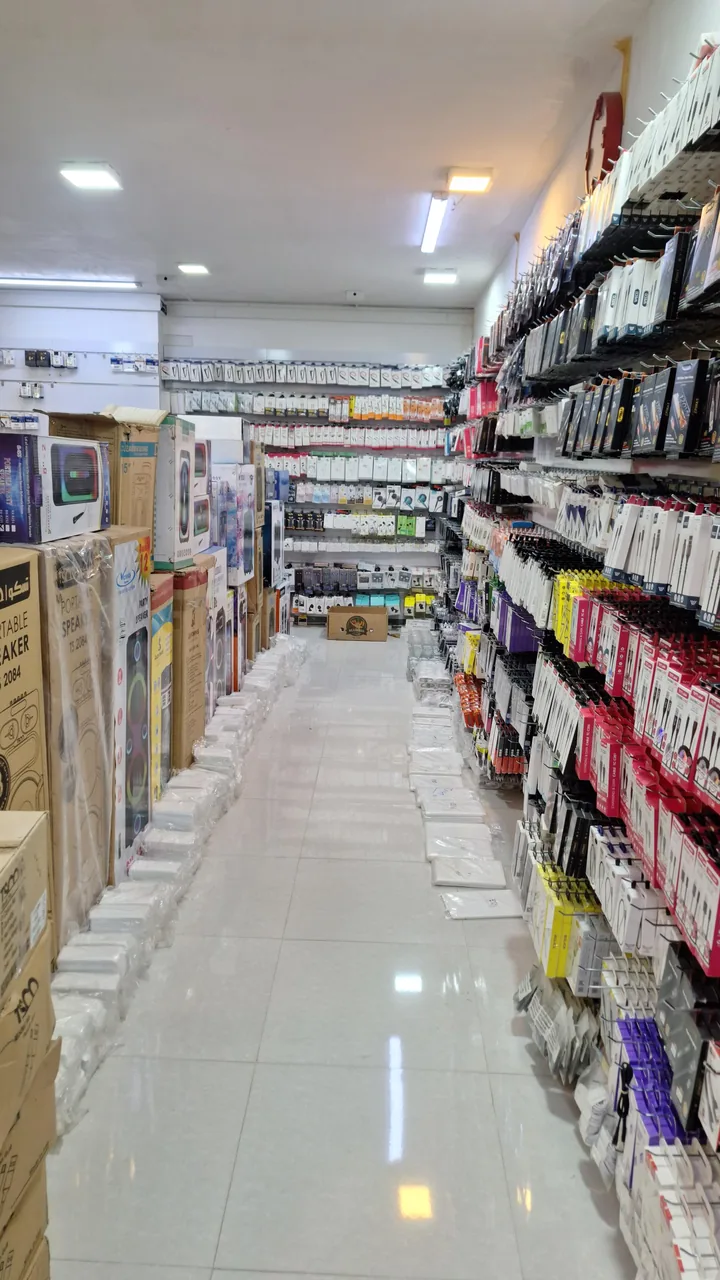 دفتر فروشگاه اینترنتی سیوا - تصویر 4